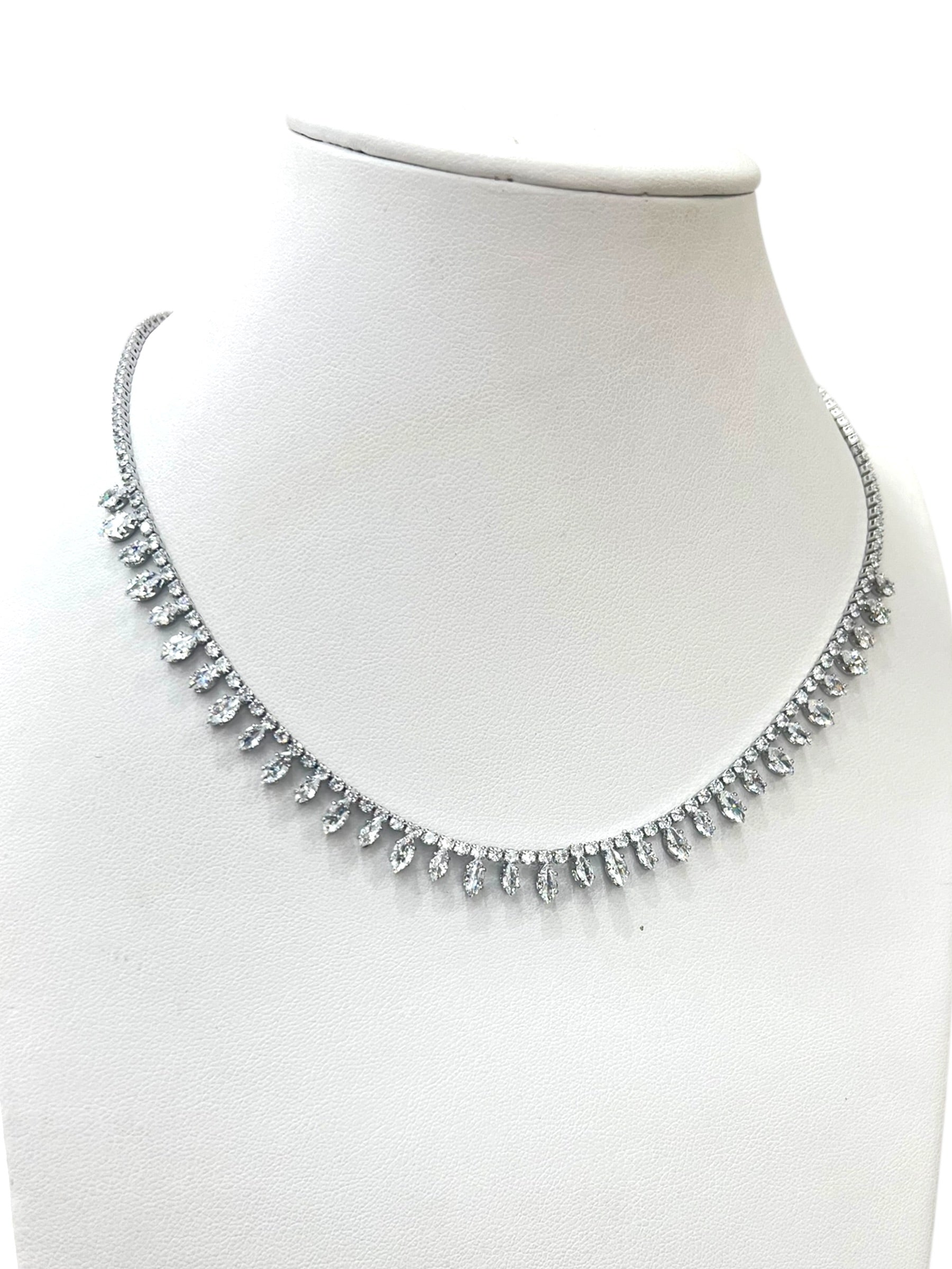 Collana Diana