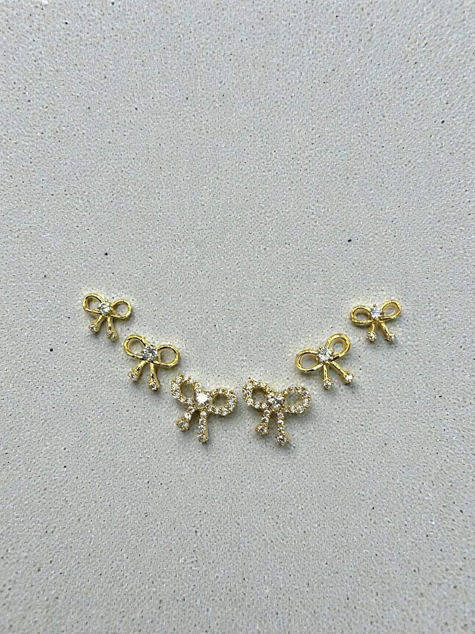 Set fiocchettini