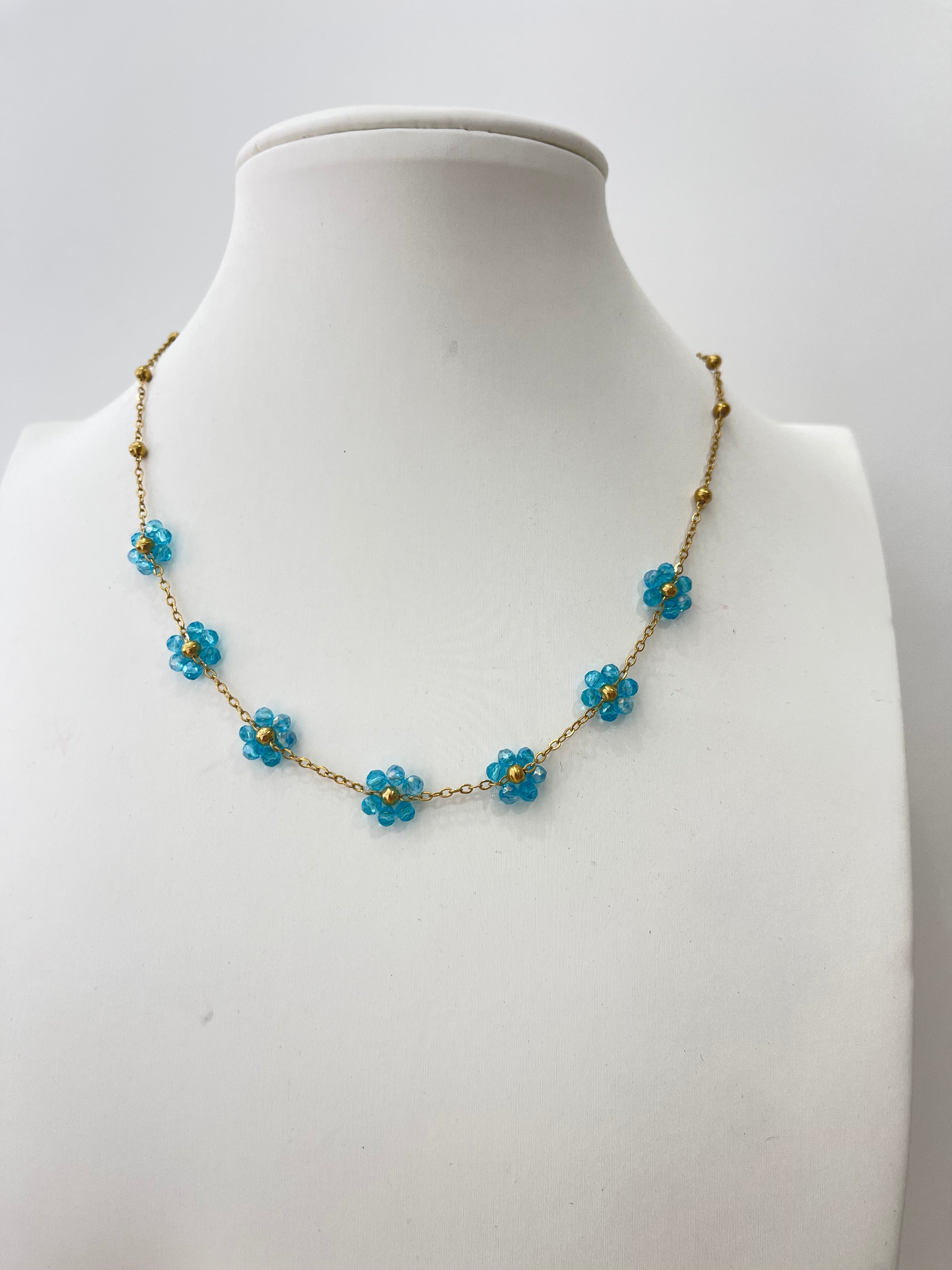 Collana fiorita