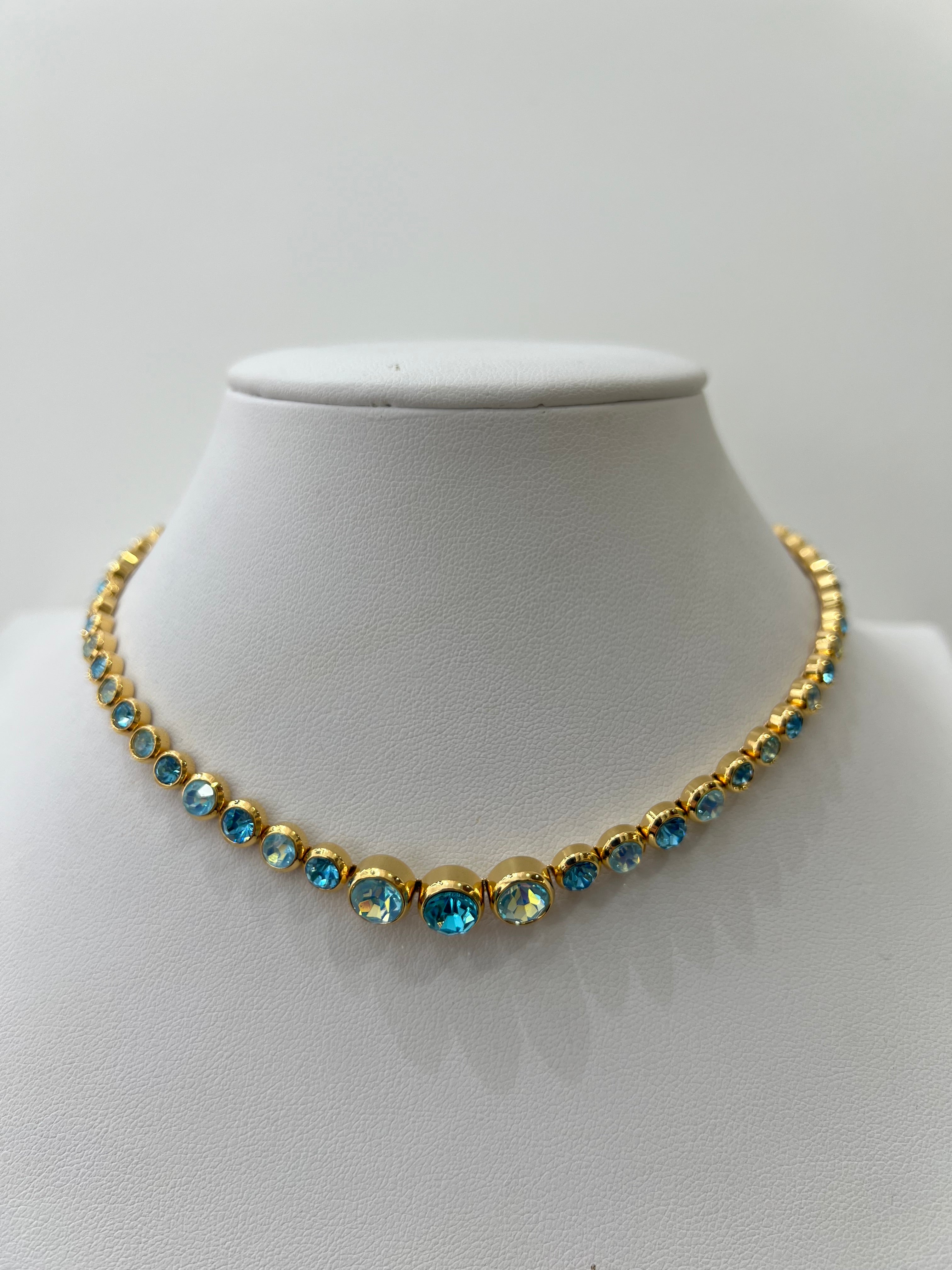 Collana evelin