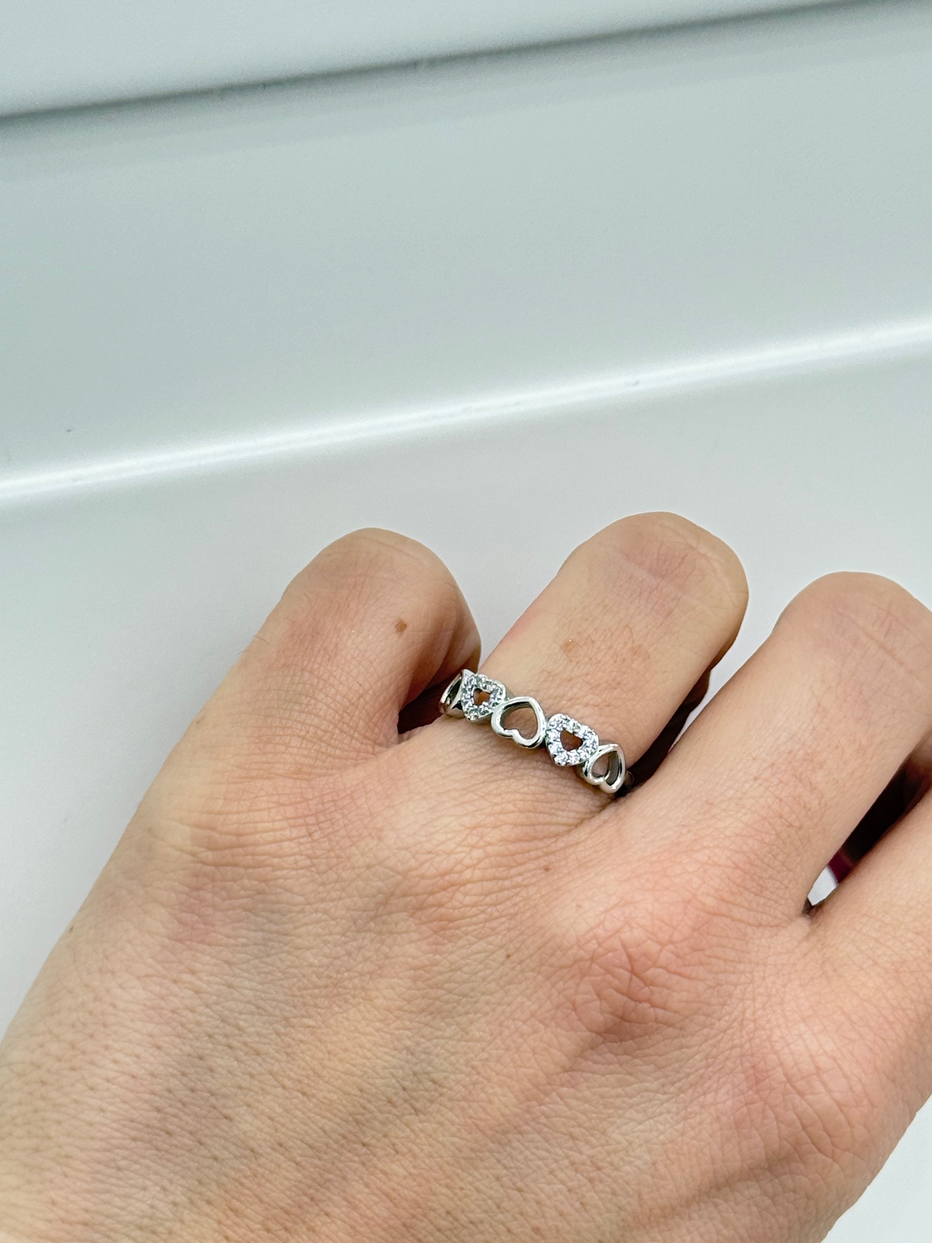 Anello woman