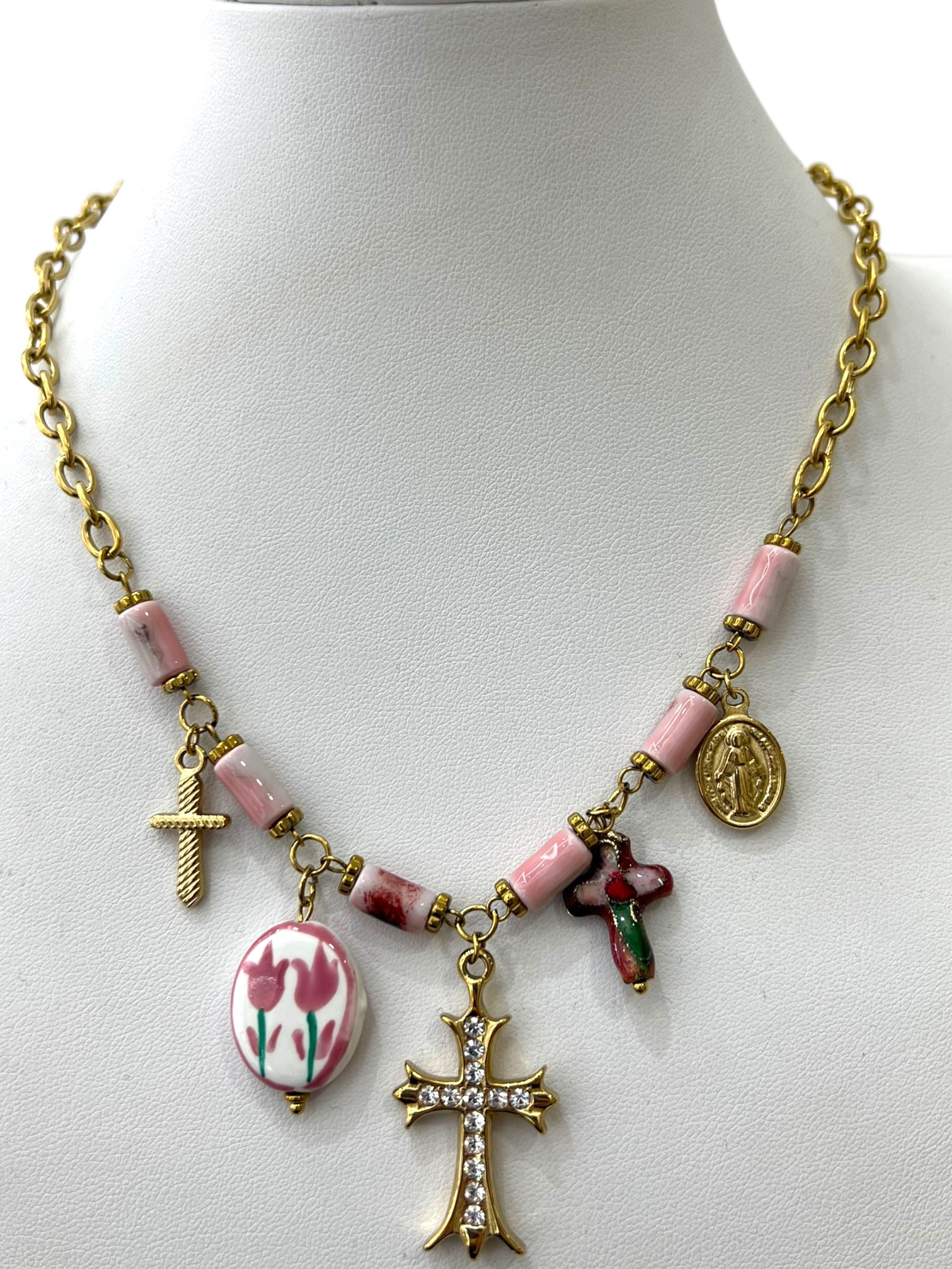 Collana Arya