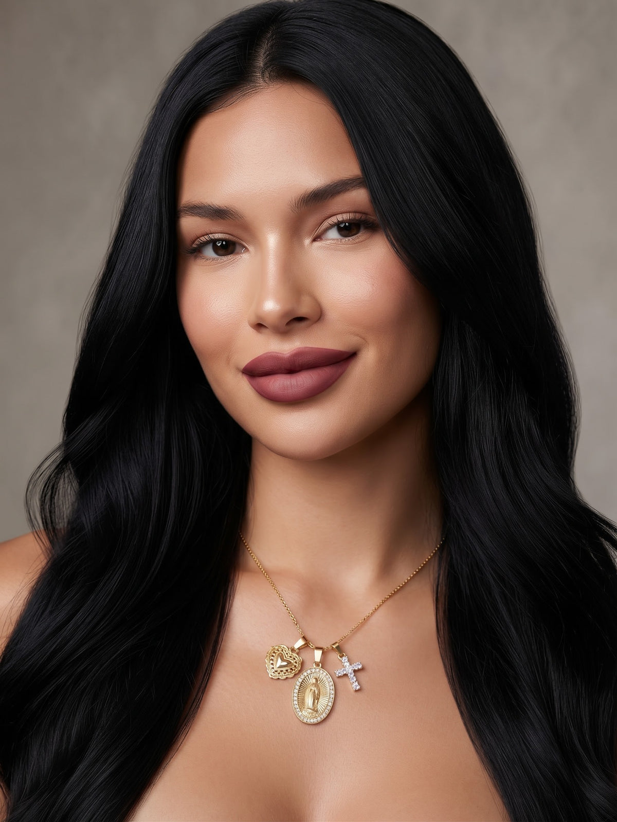 Collana saint charm