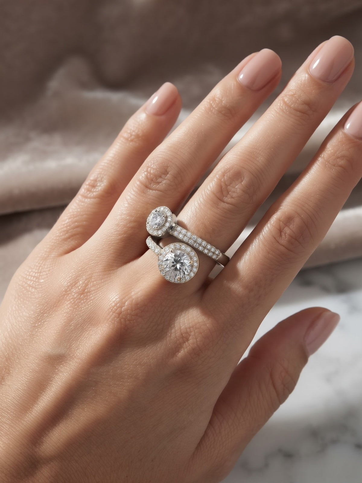 Anello Rotond Zircon