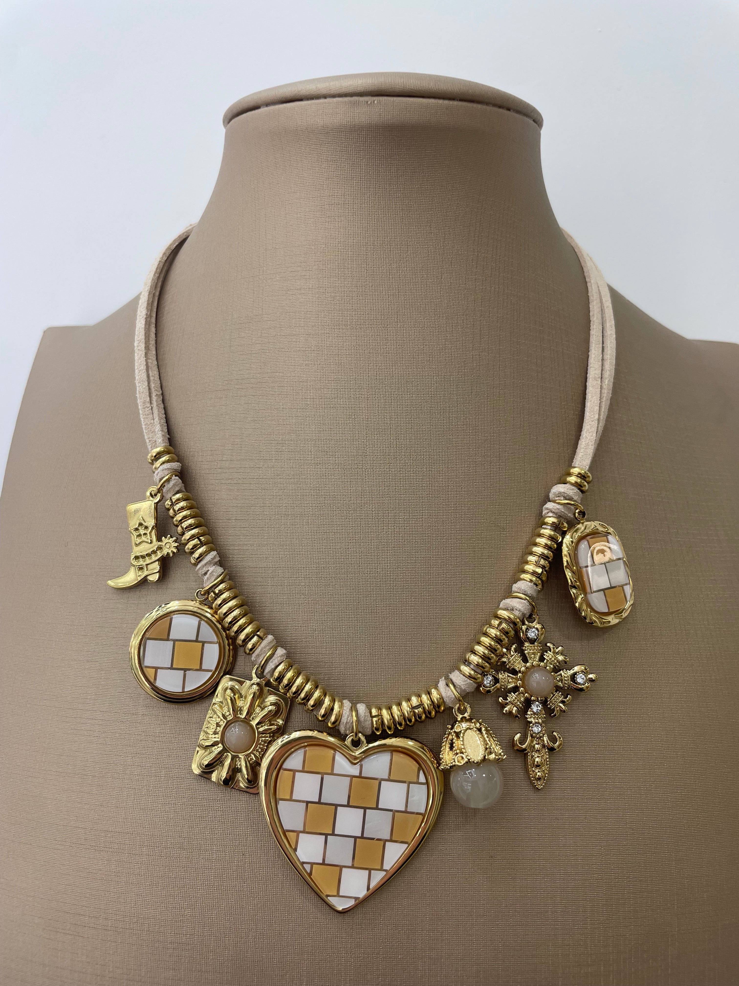 Collana Wonderland
