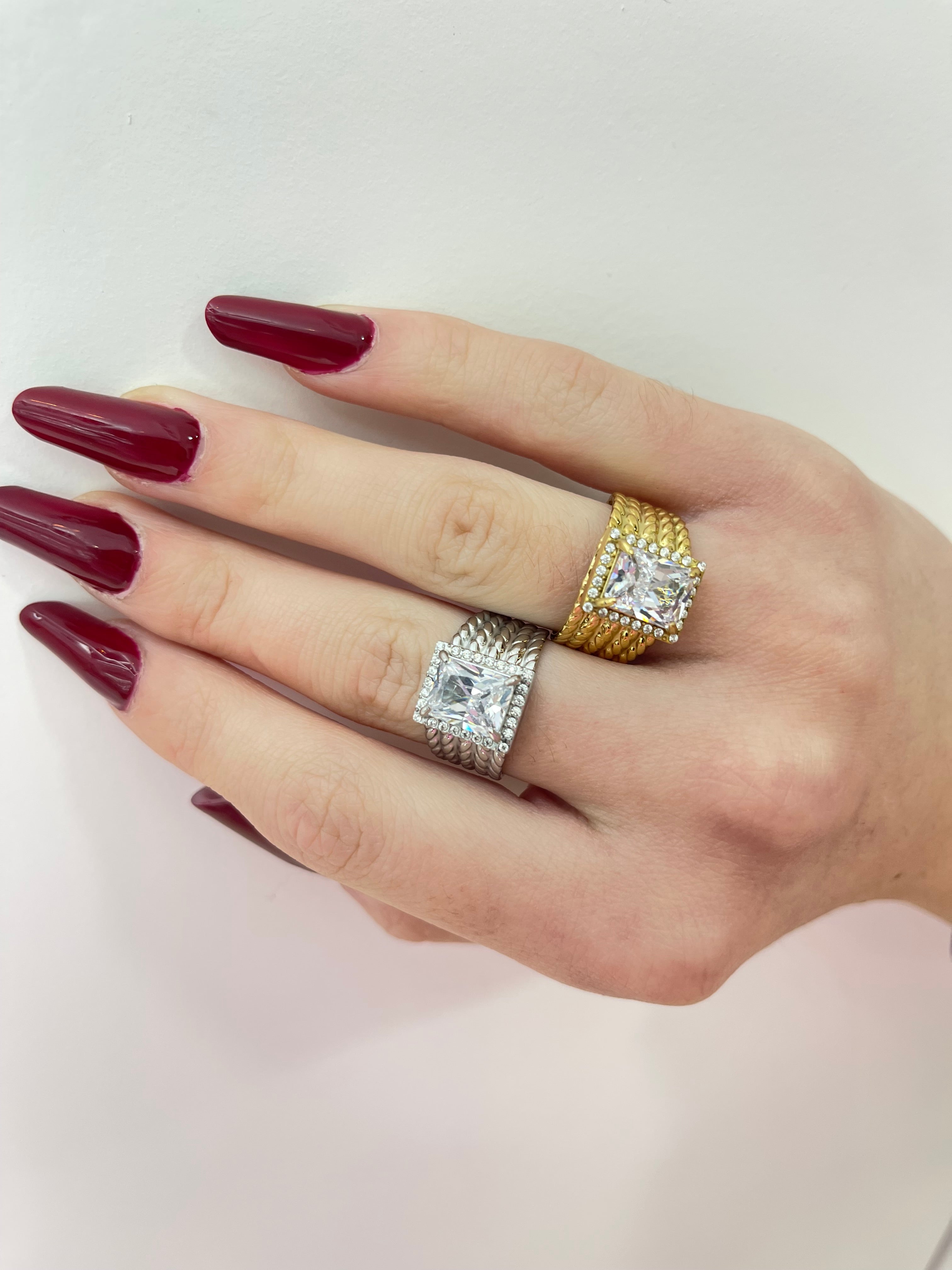 Anello ottagonale maglia