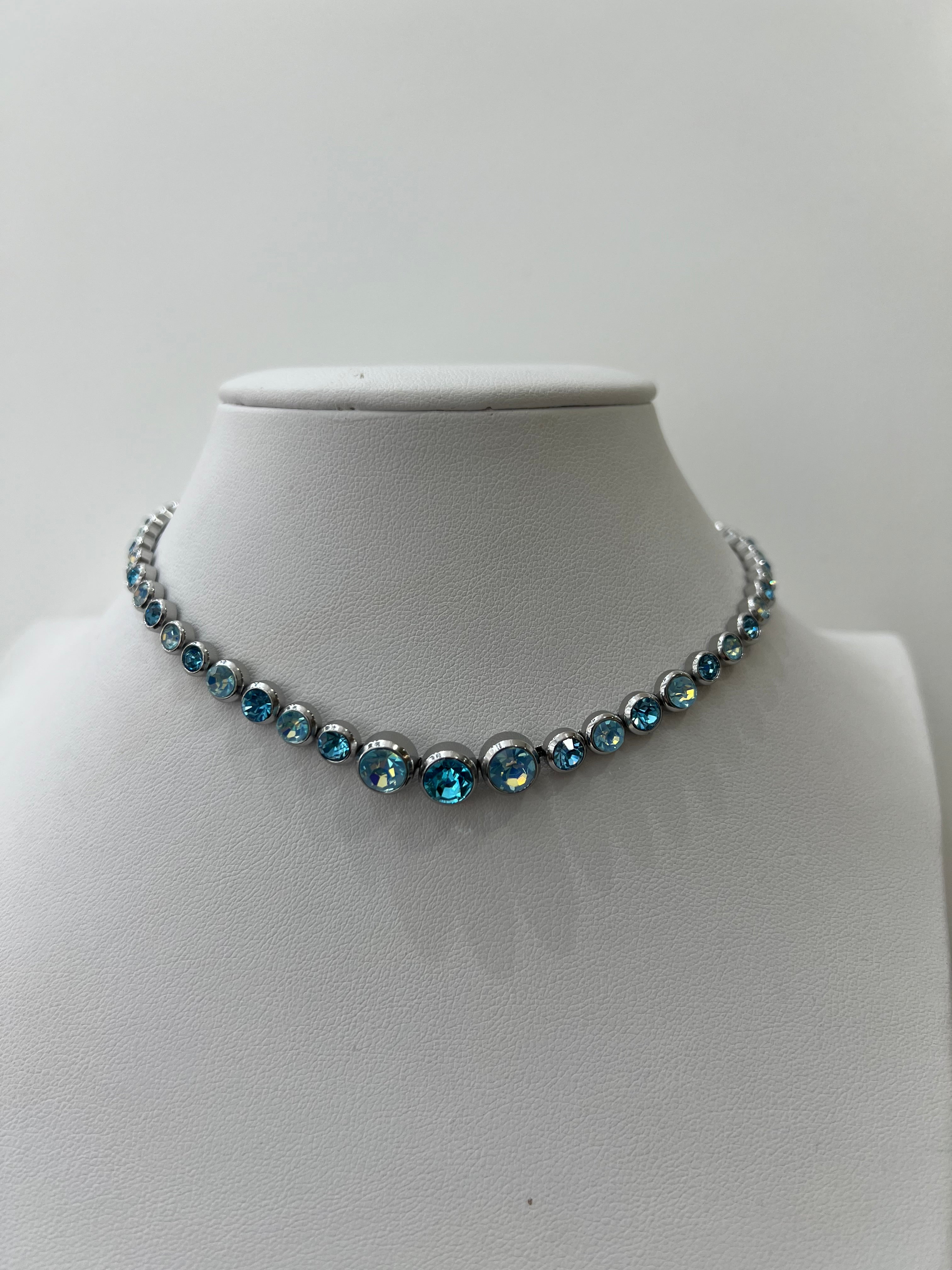 Collana evelin