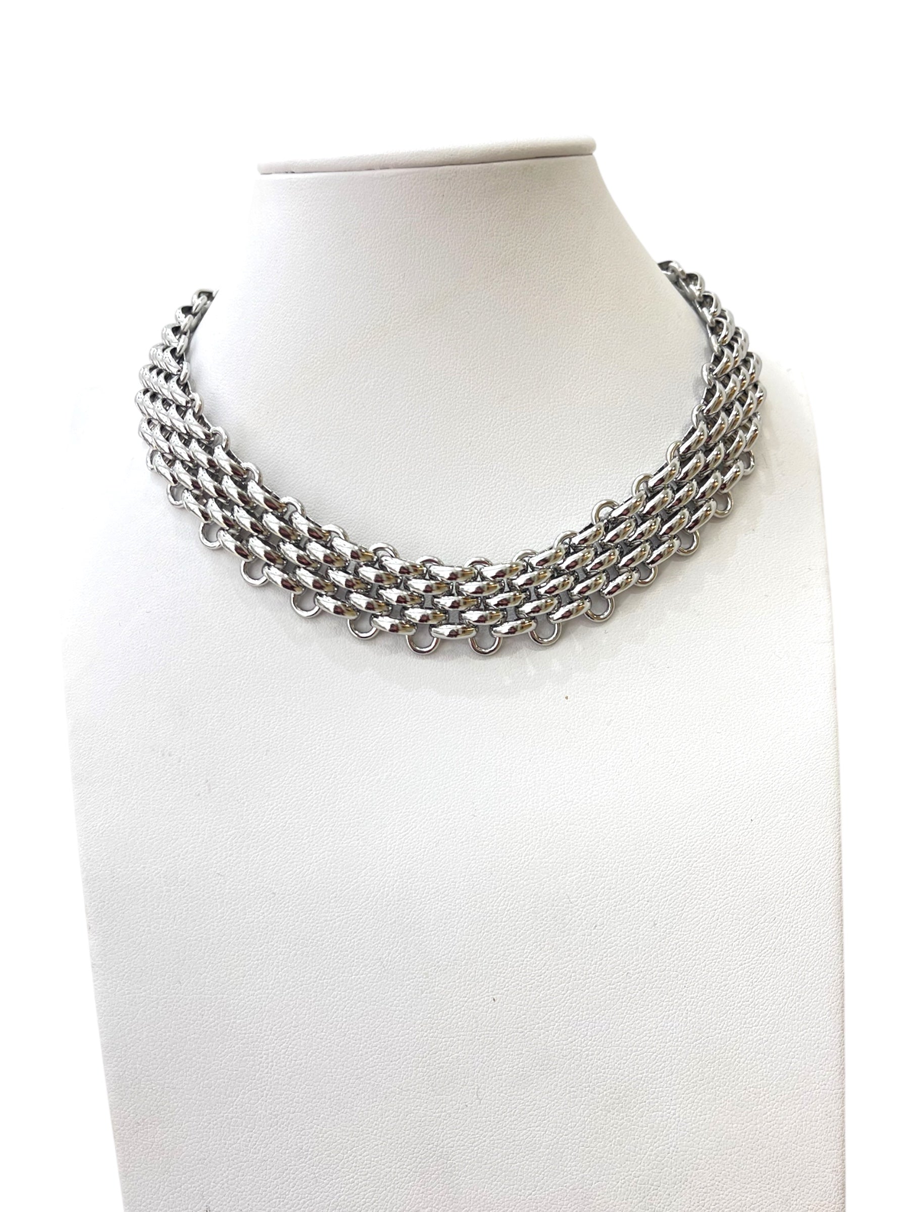 Collana safari