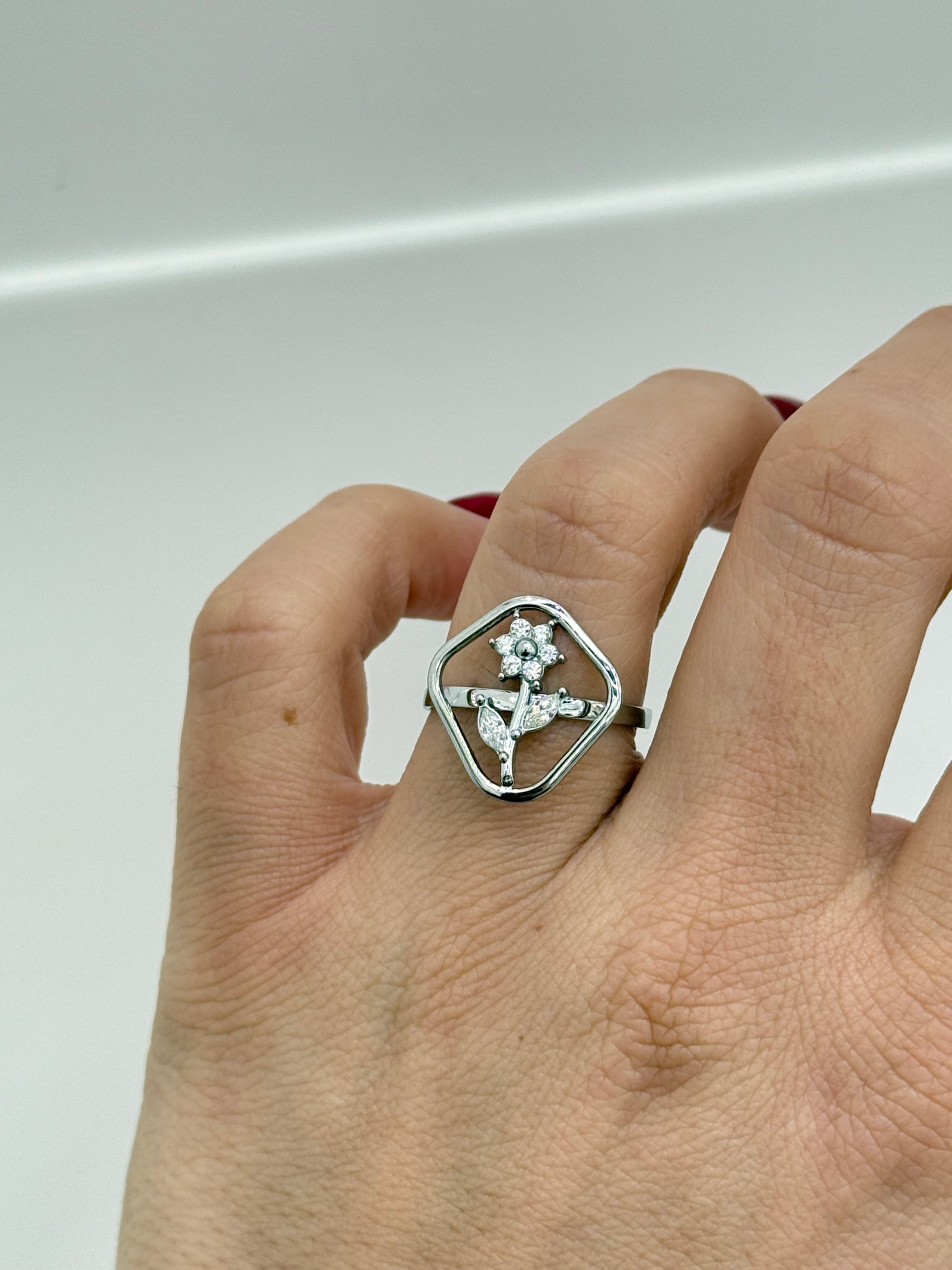 Anello Belle
