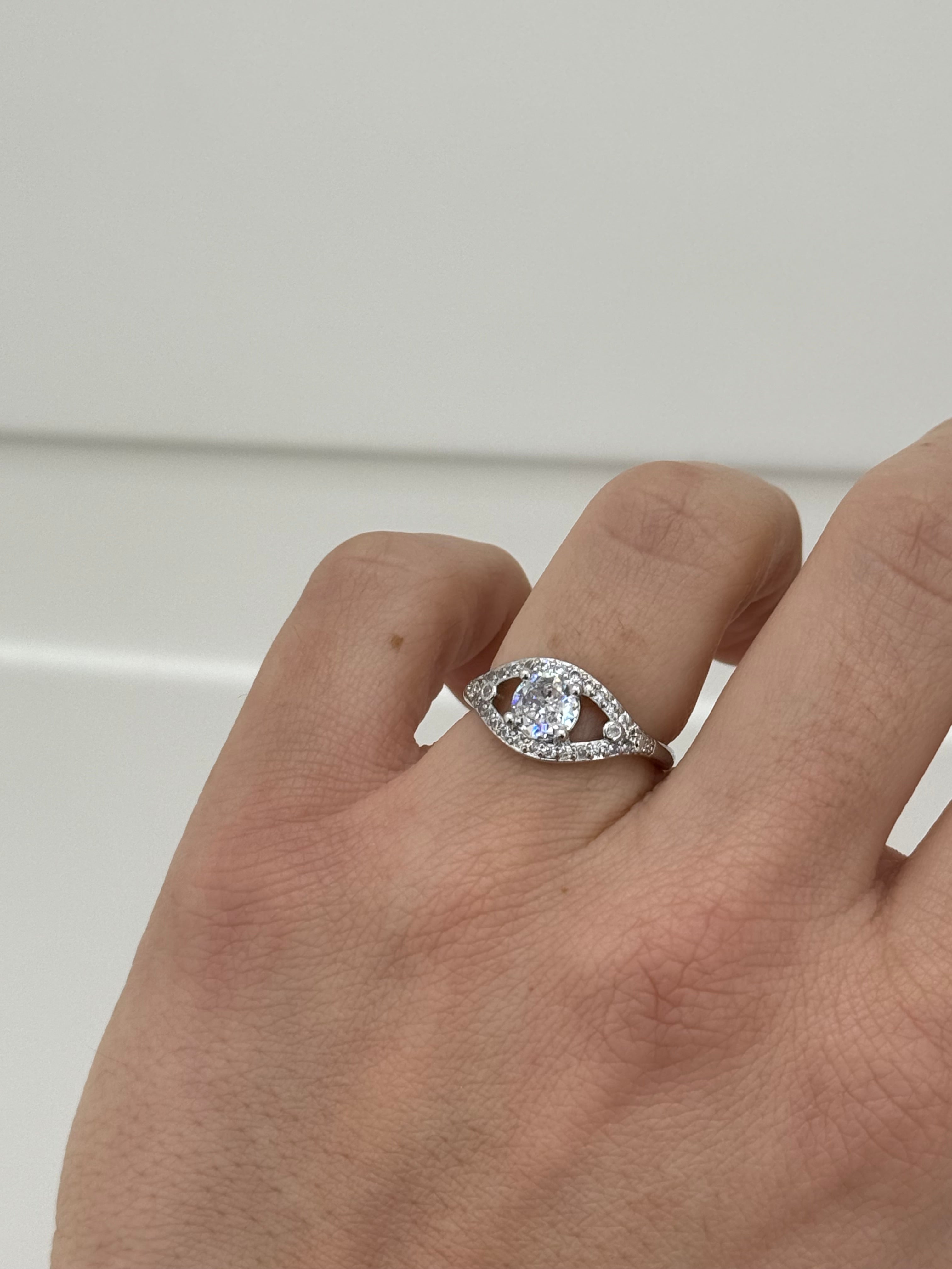 Anello Farah