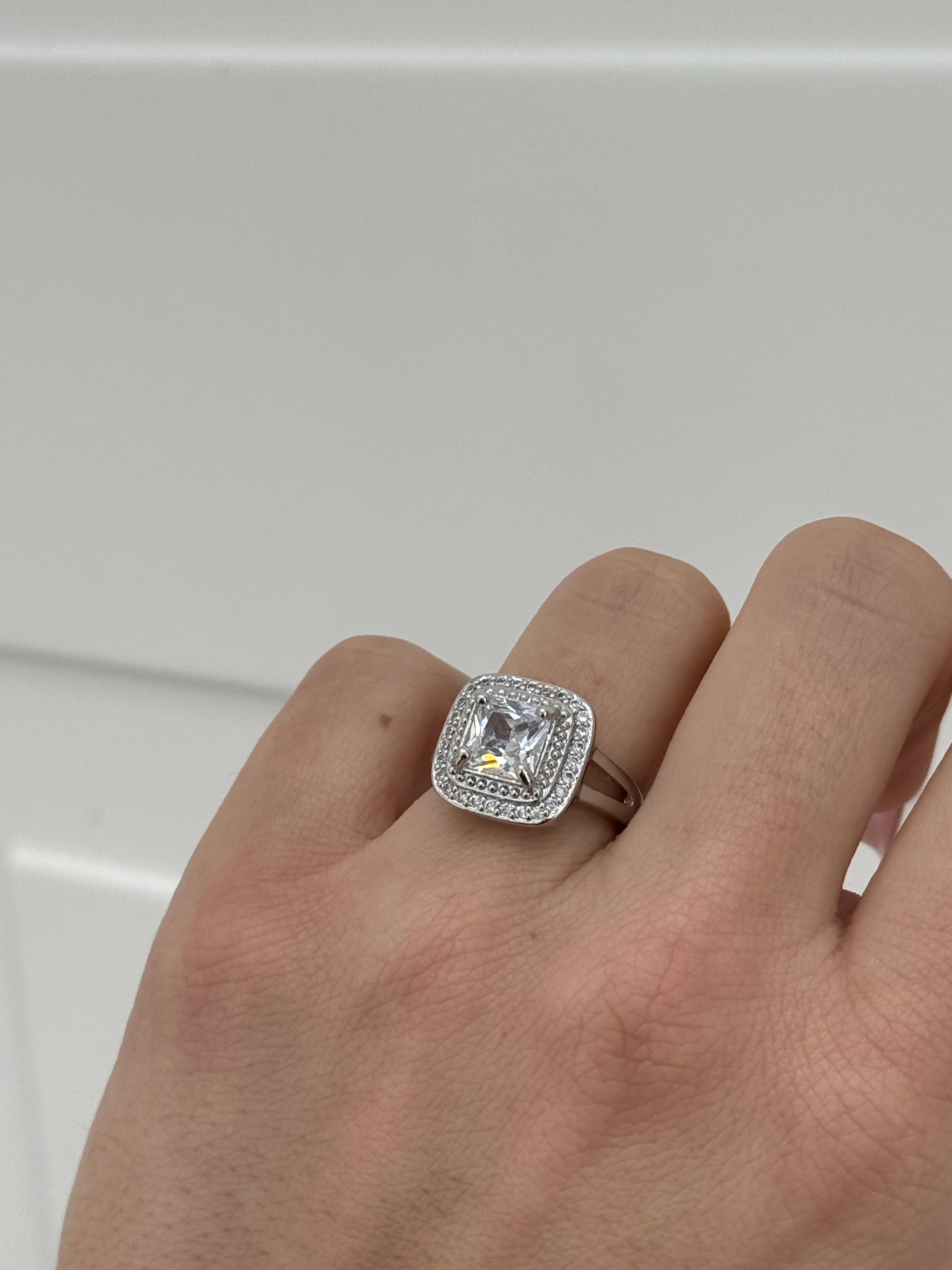 Anello pia